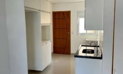 Apartamento para alugar em centro de 51.00m² com 2 quartos e 1 garagem
