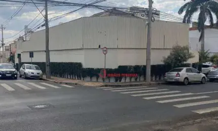 Prédio comercial para alugar em vila redentora de 384.00m² com 3 garagens