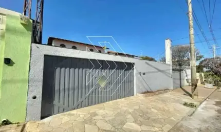 Casa para alugar em fragata de 130.00m² com 3 quartos, 1 suite e 3 garagens