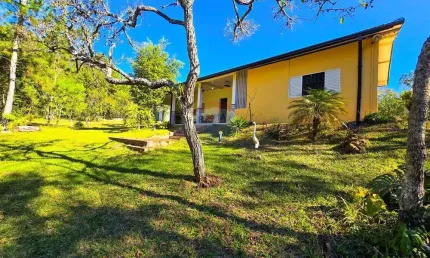 Chácara para venda em pardinho de 130.00m² com 3 quartos e 6 garagens