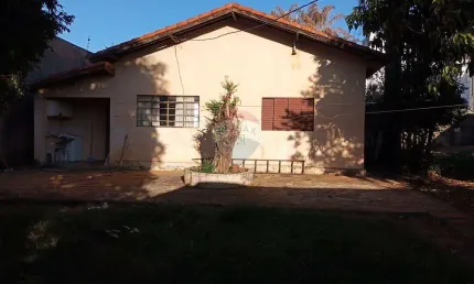 Casa para venda em centro de 127.33m² com 2 quartos