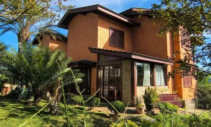 Casa de condomínio para venda em caraguatá de 430.00m² com 4 quartos, 2 suites e 5 garagens