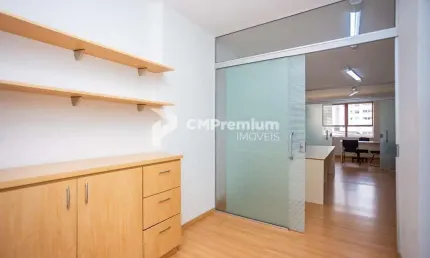 Casa comercial para alugar na Rua Conselheiro Laurindo, 809, Centro, Curitiba