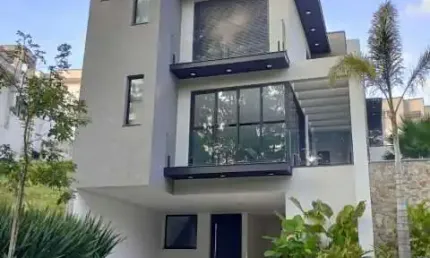 Casa para venda em mogi moderno de 300.00m² com 4 quartos, 4 suites e 5 garagens