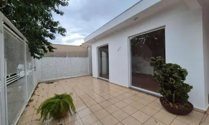 Casa para alugar em jardim maria izabel de 188.00m² com 2 quartos e 2 garagens
