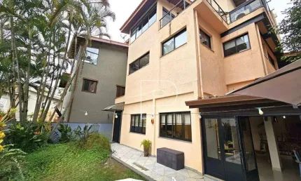 Casa de condomínio para venda em granja viana de 220.00m² com 2 quartos, 2 suites e 4 garagens