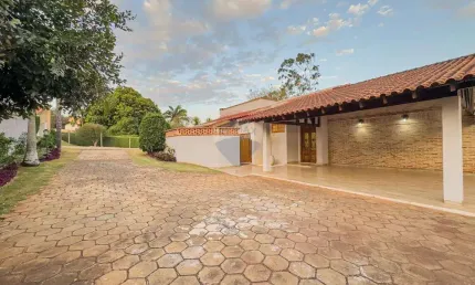 Casa de condomínio para venda em condomínio quinta da boa vista de 372.00m² com 4 quartos, 3 suites e 8 garagens