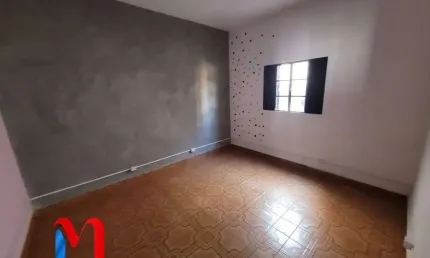 Casa para alugar em cerâmica de 80.00m² com 2 quartos e 2 garagens