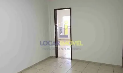 Apartamento para alugar em centro de 150.00m² com 4 quartos, 1 suite e 1 garagem