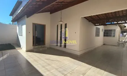 Casa para venda em candeias de 190.00m² com 5 quartos, 3 suites e 4 garagens
