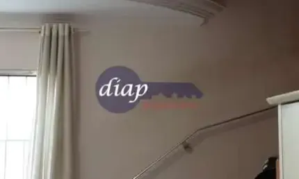 Ótimo sobrado no Jardim Brasil para uso comercial ou residencial com 3 dormitórios, sendo 1 suíte com sacada, cozinha, sala de estar, sala de jantar,