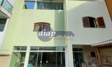Belíssimo sobrado no bairro Jardim Guapira com 4 andares, 4 dormitórios, sendo 4 suítes, 7 banheiros,  ampla sala de estar e sala de jantar, cozinha c