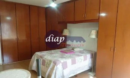 Ótimo sobrado no jardim frança com 2 dormitórios com armários embutidos, ventilador de teto, cozinha planejada, sala ampla com varanda aconchegante,1