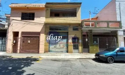 Sobrado próximo ao largo da vila alpina - sp em ótimo local, transportes, comércios, escolas, a 5 minutos de distância. são 2 quartos interno + 1 quar