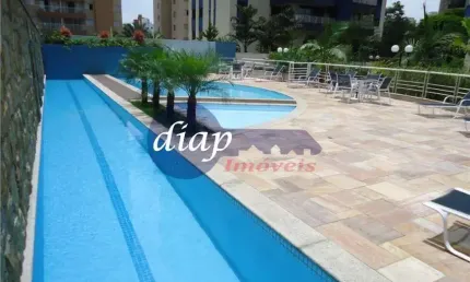 Lindo apartamento com 3 suítes, sala, banheiro, cozinha, armários planejados na cozinha nos quartos e nos banheiros, varanda gourmet, piscina, churras