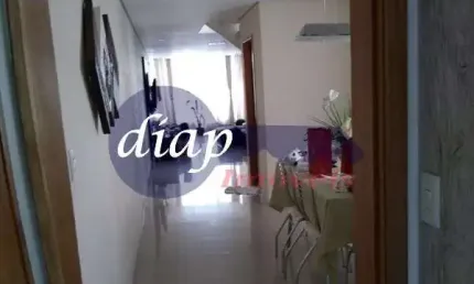 Excelente sobrado no bairro Jardim da Figueira com 3 dormitórios, sendo 3 suítes com armários planejados, ampla sala de estar, sala de jantar, cozinha