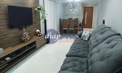Linda casa térrea com aproximadamente 150 metros quadrados de área construída e 250 metros de terreno, divididos em 3 dormitórios, sendo 1 suíte + um