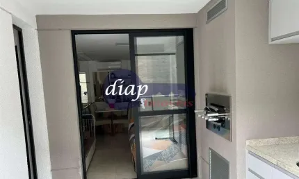 Excelente apartamento na vila prudente com 2 dormitórios com armários embutidos, sendo 1 suíte, sala para dois ambientes com espaço gourmet e churrasq