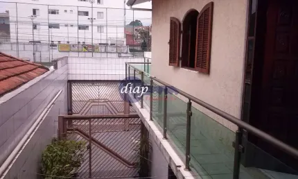 Excelente sobrado na Vila Carrão com 3 dormitórios, sendo 3 suítes, copa e cozinha com armários embutidos, hall social, sala de estar, lavanderia cobe