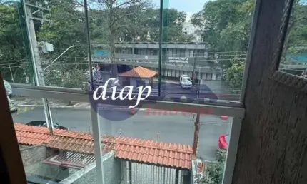 Excelente sobrado no jardim nossa senhora do carmo com 3 dormitórios, sendo 1 suíte com closet e sacada, acabamento em porcelanato, copa e cozinha pla