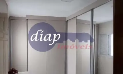 Excelente sobrado na Vila Ré em condomínio fechado com 2 dormitórios com móveis planejados, sendo 2 suítes, 2 banheiros e 1 lavabo, cozinha planejada,