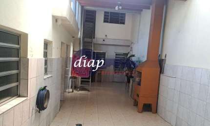 Excelente imóvel comercial na Vila Talarico com 3 dormitórios, 3 banheiros, quintal, churrasqueira, depósito, 1 vaga de garagem coberta, um salão come