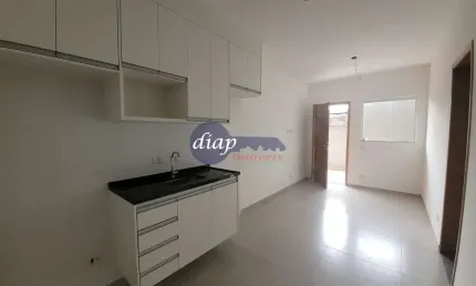 Ótimo apartamento na vila esperança, novo com 2 dormitórios, sala de estar, cozinha com armários embutidos, área de serviço e 1 banheiro. o condomíno