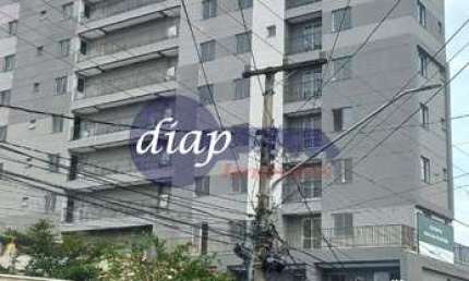 Apartamento com 32 m² divididos em 1 dormitório, banheiro com box, sala, cozinha, varanda grande, teto de gesso, playground, jacuzzi, quadra e churras
