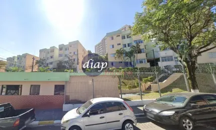 Lindo apartamento com 50 m² divididos em 2 quartos, sala, banheiro, cozinha planejada e 1 vaga de garagem coberta.  Próximo a USP Leste.