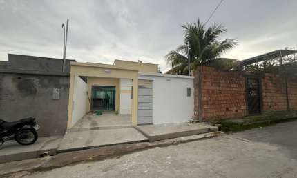 Venda - Casa Nova e Confortável na Colônia Terra Nova