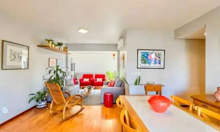 Apartamento com 3 quartos à venda na Rua Pedro Weingartner, 29, Rio Branco, Porto Alegre