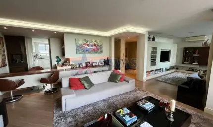 AMPLO 4 DORMITÓRIOS JUNTO A BEIRA MAR - VISTA LIVRE