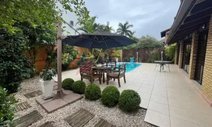 Casa com 3 quartos à venda na Rua dos Meros, Jurerê Internacional, Florianópolis