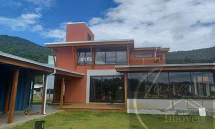 Casa para Venda em Florianópolis, Costa de Dentro, 3 dormitórios, 3 suítes, 4 banheiros, 3 vagas