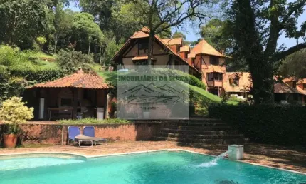 Luxuosa residência à venda na Serra da Cantareira, Mairiporã-SP: 3 quartos, 1 suíte, 3 salas, 6 banheiros, 5 vagas, 537m².