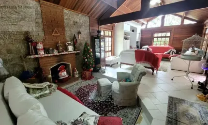 Casa Térrea a Venda na Serra da Cantareira, 3 suítes, 204m², no Sausalito - Imperdível!