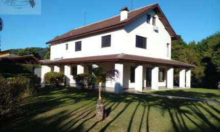 Imperdível: Casa de luxo com 5 quartos e 5 suítes no Refúgio da Serra, Mairiporã-SP, 530m² - Venda ou Locação!