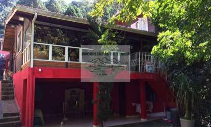 Aluguel de Casa em Condomínio no Alpes da Cantareira, Mairiporã-SP: 4 quartos, 1 suíte, 2 salas, 4 banheiros, 3 vagas, 300m².