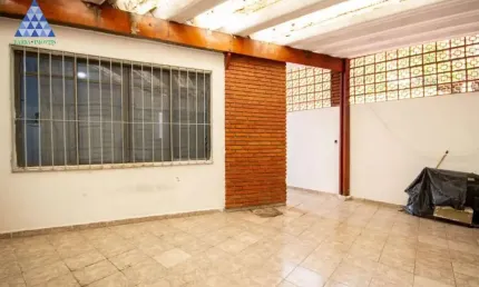 Casa com 3 quartos à venda na Rua Neves Paulista, 219, Vila Mazzei, São Paulo por R$ 700.000