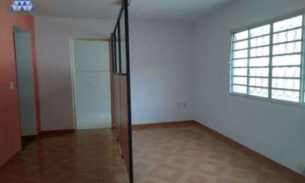 Sala comercial com 4 salas para alugar na Avenida Coronel Sezefredo Fagundes, 2788, Parque Casa de Pedra, São Paulo por R$ 1.800