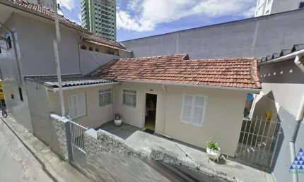 Casa com 2 quartos para alugar na Rua Doutor Marrei Júnior, 23, Vila Dom Pedro II, São Paulo por R$ 2.000