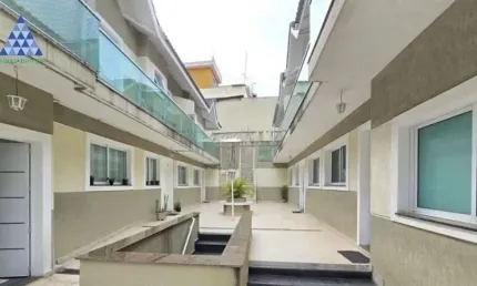 Casa em condomínio fechado com 3 quartos para alugar na Rua Comprida, 725, Vila Mazzei, São Paulo por R$ 4.000