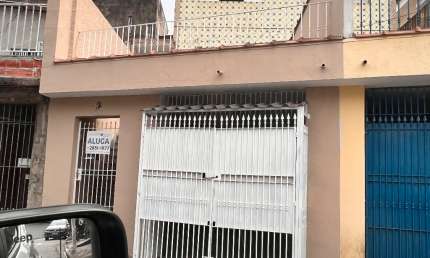 Casa com 2 quartos para alugar na Rua José Ramos Teixeira, Conceição, Diadema
