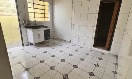 Casa com 1 quarto para alugar na rua capitão john cordeiro e silva, 207, jardim luso, são paulo, 50 m2 por r$ 820
