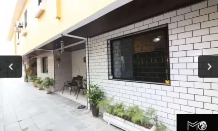 Sobrado em condomínio no Bairro da  Vila Cascatinha, São Vicente/SP
