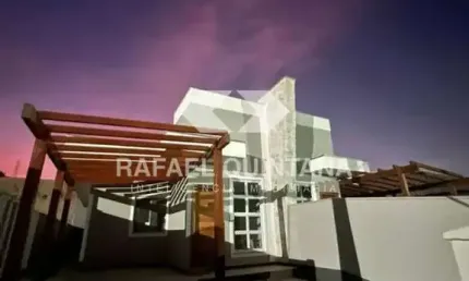 Casa à Venda, 3 Quartos sendo1 Suíte, 1 Vaga, 180m², Fundos, Biguaçu - SC