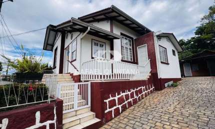 Casa 2 Quartos para Alugar, 1 Vaga, Piscina Compartilhada, Pomeranos, Timbó - SC