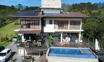 Casa Alto Padrão à Venda e para Alugar, 3 Quartos sendo 3 Suítes, 12 Vagas, Piscina, Terreno com 6.000m², João Paulo, Florianópolis - SC