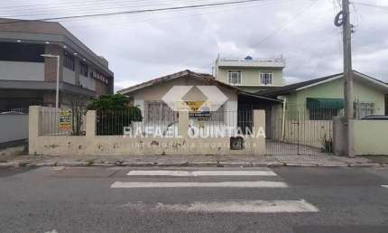 Casa Comercial à Venda, 3 Quartos, 3 Vagas, Kobrassol, São José - SC