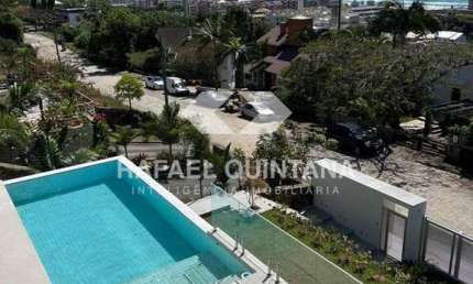 Casa à Venda, 6 Quartos sendo 5 Suítes, 2 Vagas, Piscina, 600m² Privativos, Praia Brava, Florianópolis - SC
